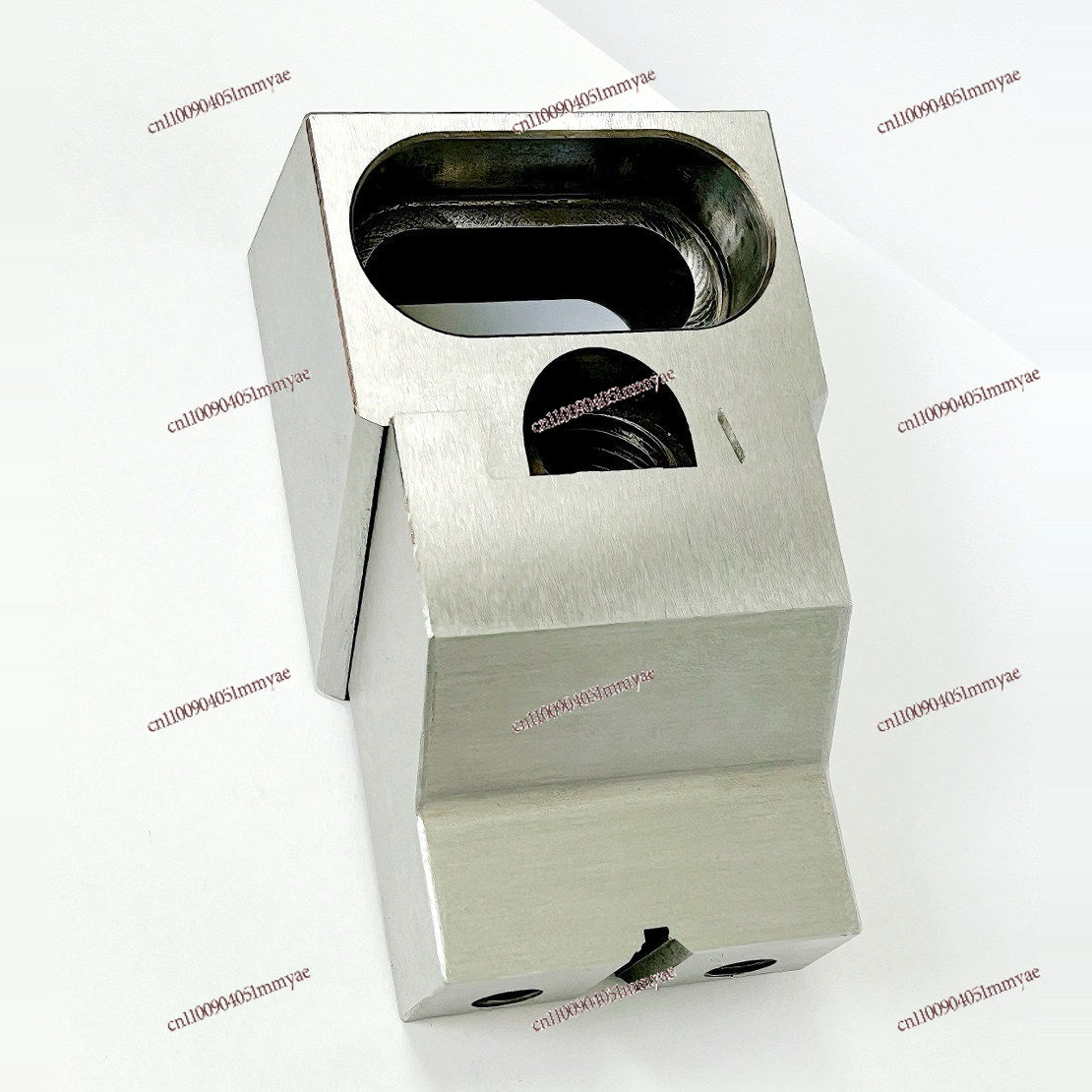 Office Furniture And Fixtures - One-way heavy-duty toad pliers machining center
